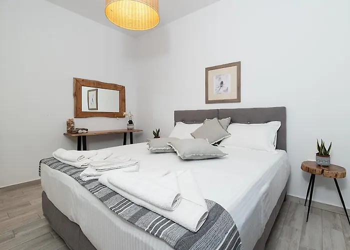 White Pearl Naxos With Private Swimming Pool Naxos City