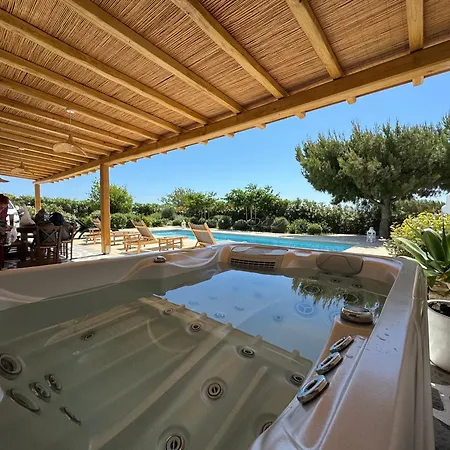 White Pearl Naxos With Private Swimming Pool *