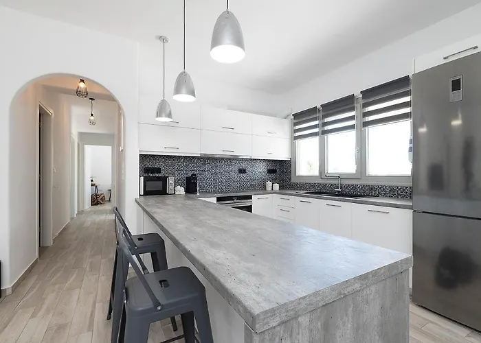 Willa White Pearl Naxos With Private Swimming Pool